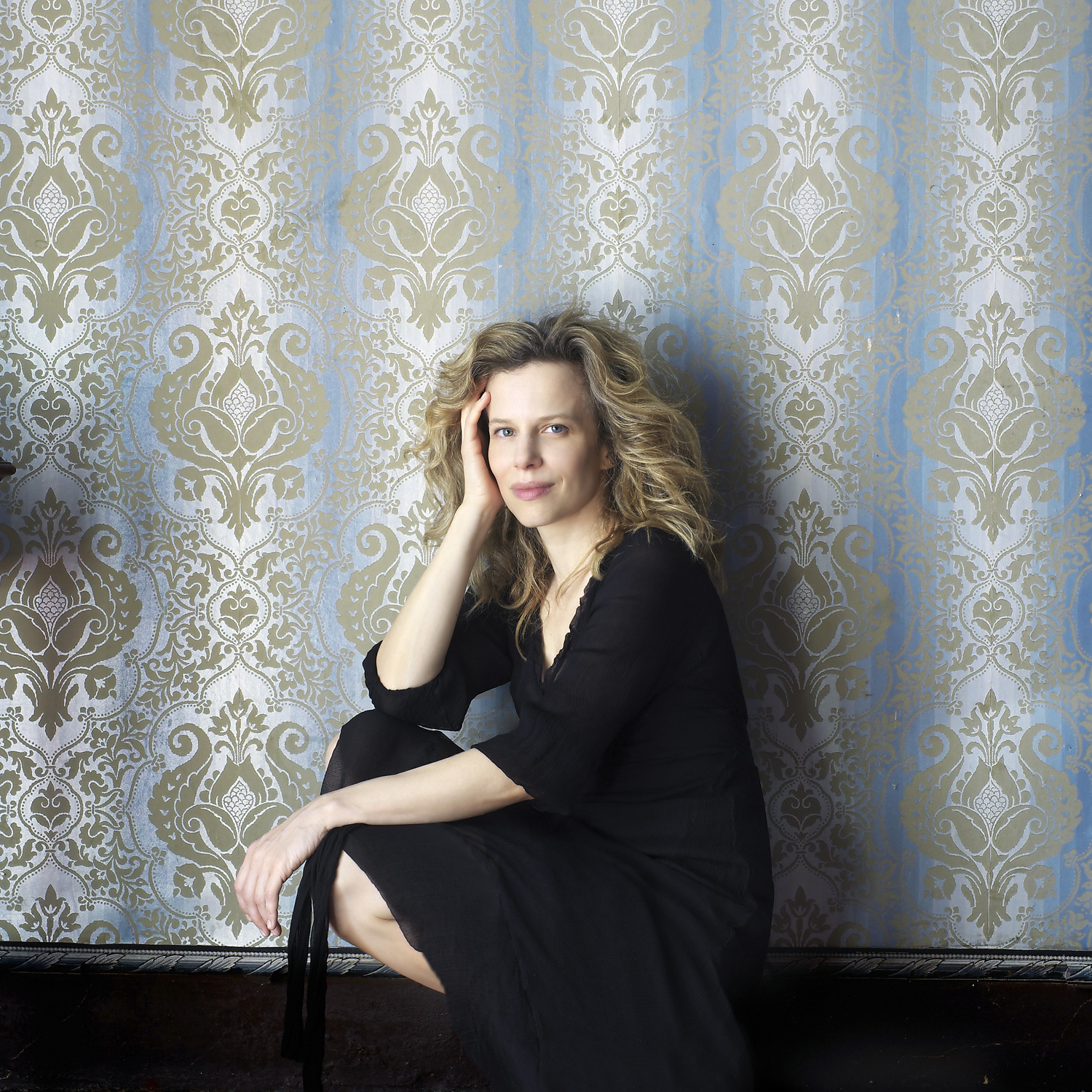 A Milano al Teatro degli Angeli Sonia Bergamasco legge Manzoni